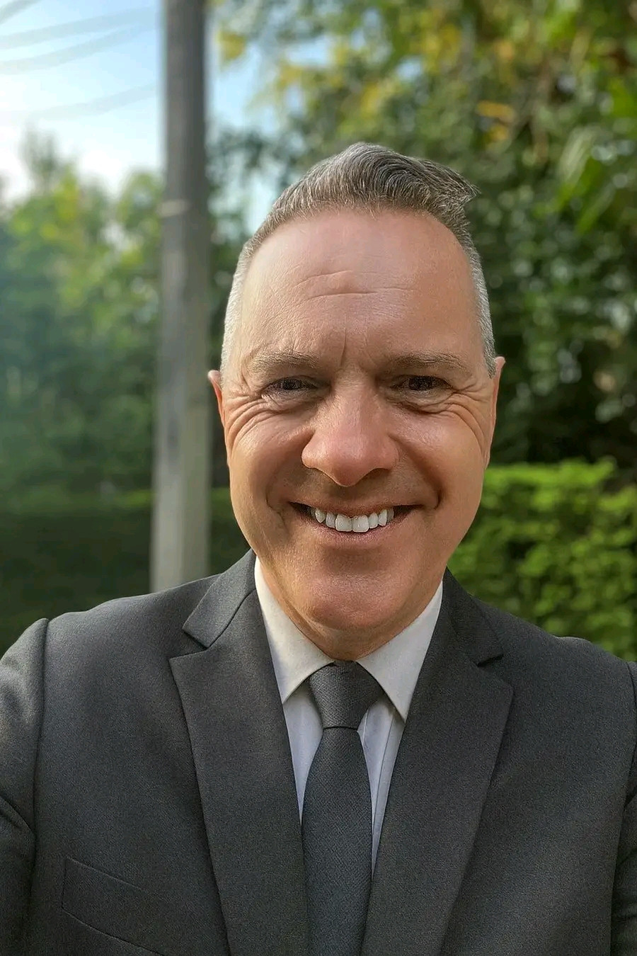 Investor Image Missing